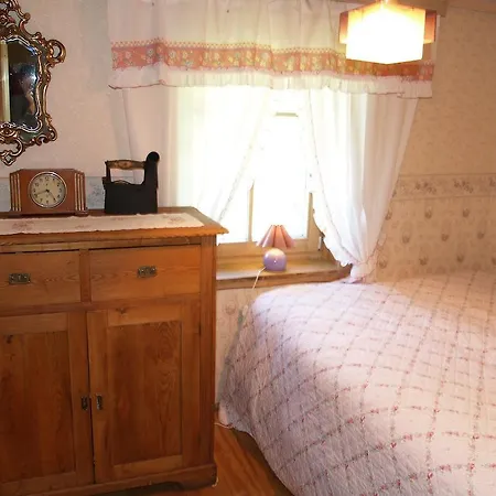 Admirali Holiday Homes *